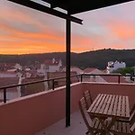 Appartement3 Avec Terrasse Et Vue Pres D\'Amoreiras