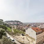 Stroll to Coffee Shops Near a Renovated Hillside Apartment in Graça