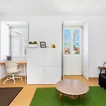 Whome | Trigueiros Downtown Apartment