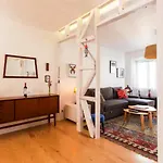 Comfortable And Bright - Lisbon