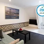 Traditional Duplex Apartments In Principe Real