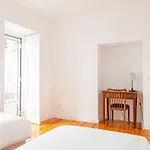Alfama Delight Panoramic River And Historic City Views 3 Bedrooms And 2 Bathrooms Ac 18Th Century Building