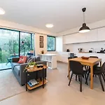 Stylish Apartment By Av. Da Liberdade