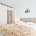 Spacious 1 Bedroom Apartment Near Baixa