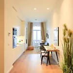 Liberdade Deluxe Studio by Les Deux Mariettes