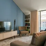 Central 2Bdr Apartment With Balcony By Lovelystay