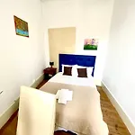 Nature Chiado 2- Cozy Little Double Room With Shared Bathroom