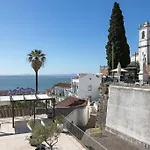 Adiça Studio - Village Apartments
