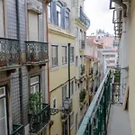 Central Lisbon Flat Near Avenida