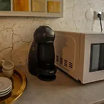 Guesthouse Marques De Pombal - 8 Bedroom Apartment