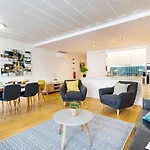 Stunning 2Bdr Apartment In Chiado By Lovelystay
