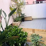 Sweet Apartment With Terrace In Central
