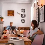 Oasis Backpackers\' Hostel Lisbon Cowork & Coliving