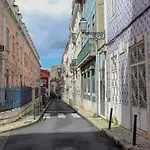 Cosy Liberdade By Homing