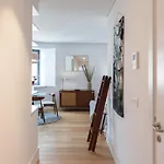 FLH Marquês Sophisticated Flat