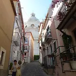 Alfama Panteao 4 Guests