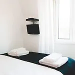 Welcome To Alcantara Apartment