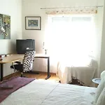 Lisbon Quality Room