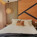 Lisbon Airport eARTh - B&B