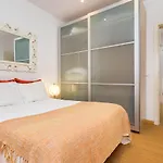 Whome Trigueiros Downtown 1-Bed W/Ac In Top Location