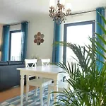 Bairrus Lisbon Apartments Mourisca