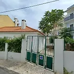 Belem Villa By Vosdomus