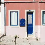Charming Lisbon Home With Terrace St Amaro