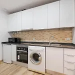 Santos Gem II - Central Space In Trendy Neighborhood
