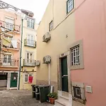 Bmyguest - Fado Central Studio