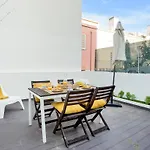 Modern 2 Bedroom Apartment in Estrela with Outside Terrace! Amazing for Families, Couples, Friends