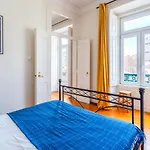 Bright 2 Bedroom Apt 100M From Av. Liberdade