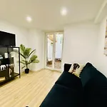 Amalia 21 - Lisbon Apartment