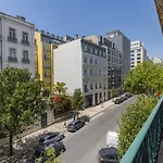 Liberdade Concept 3Bdr Apartment By Lovelystay