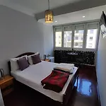 Lisbon Room With Ac In Penha De Franca, Lisbon