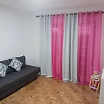 Simpatico Apartamento No Centro
