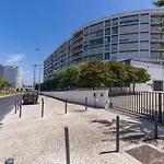 Lovely 1 Bdr Apartment With Pool By Lovelystay