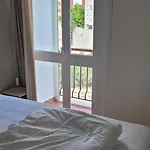 Comfy Room Near Metro