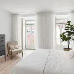 Joivy Stunning Flat Near Liberdade Avenue
