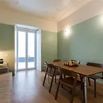 Gorgeous Refurbished Apartments Graca