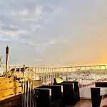 Eddie Rooftop Lisbon Center