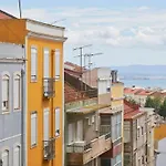 New 3 Bedroom Flat With River On Sight @Alameda