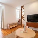 Lisbon Apartment&Suites Santa Clara