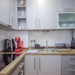 Charming Apartment Near Metro