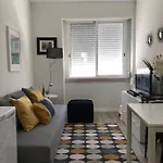 Cosy 2 Bedrooms Apartment In Arroios - Ssl 3A