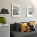 Cosy 2 Bedrooms Apartment In Arroios - Ssl 3A