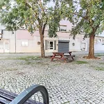 Vita Portucale ! Moscavide Casa Branca W/ Terrace