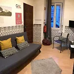 2 bedroom apartment in Vila Típica de Lisboa