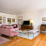 Lisbon Glamorous House