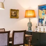 Lisbon Glamorous House