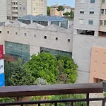 Comfy Room Near Metro